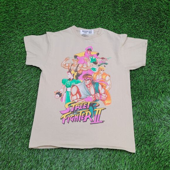 Street-Fighter Shirt S/M 18x25 Brown Game-Series - Picture 1 of 13